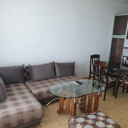 Apartament Manastira Vlas
