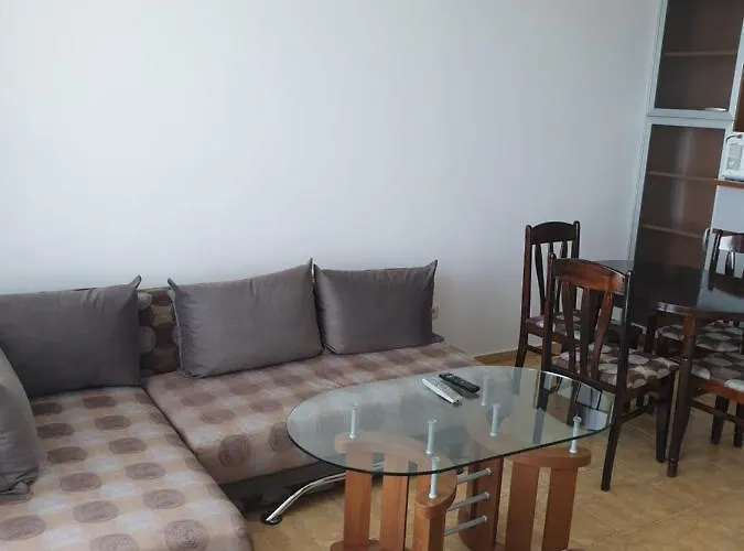 Apartament Manastira Vlas